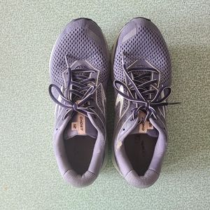 Brooks Ghost 12 running shoes